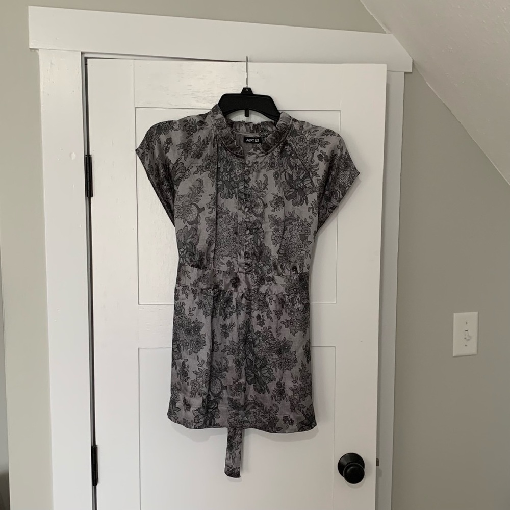 Apt 9 Silver and Black Blouse Size L
